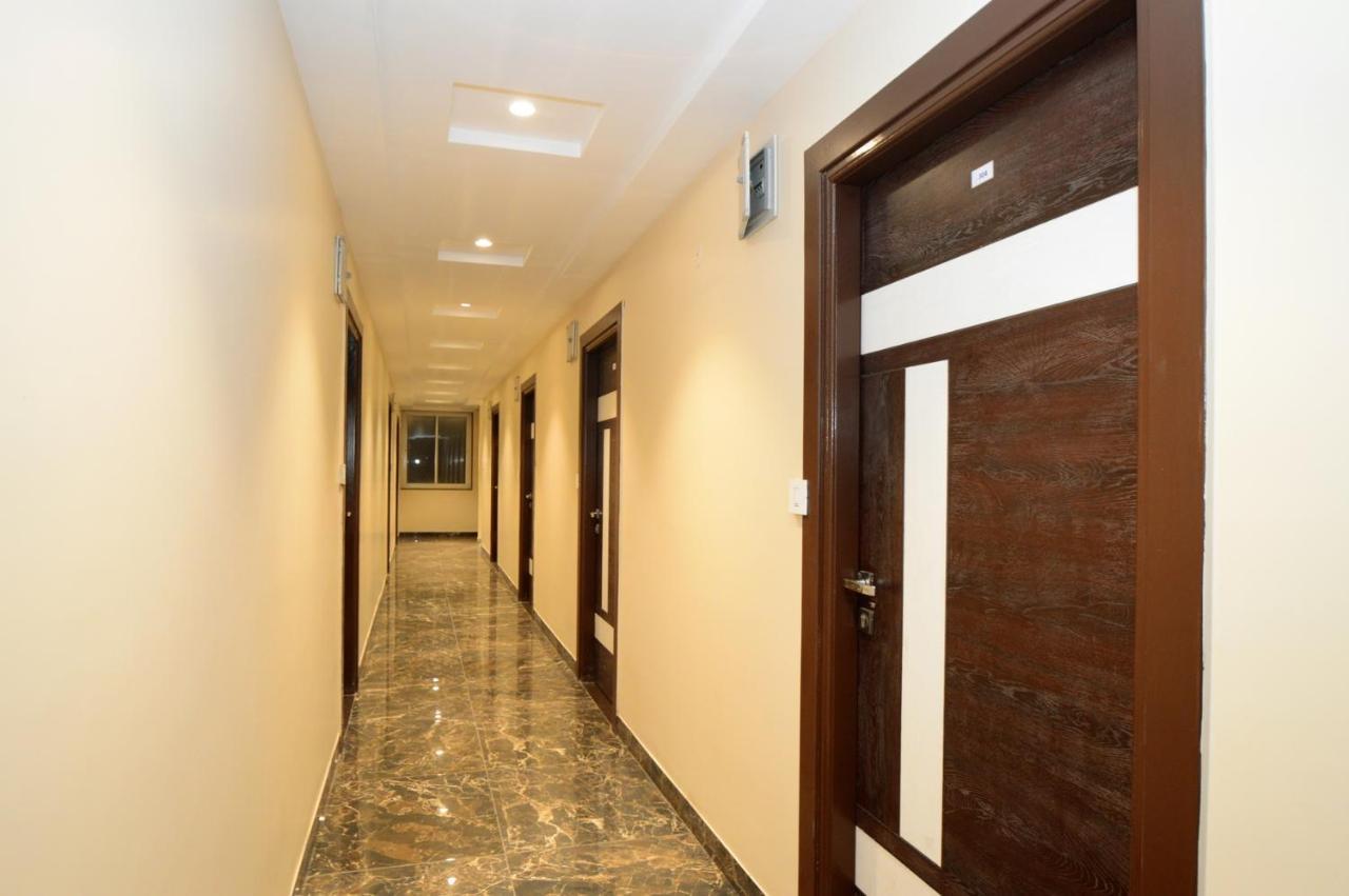 Hotel Rashika Palace Джайпур Екстериор снимка